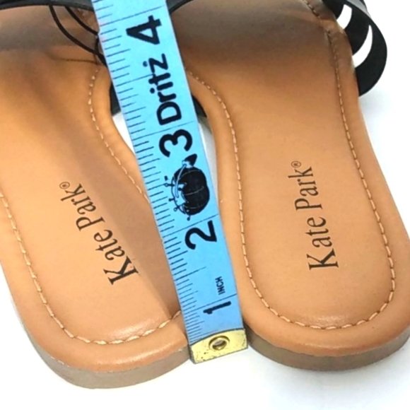 KATE PARK STRAPPY SLIP-ON FLAT SANDALS NWOT SIZE 6 - Picture 10 of 11